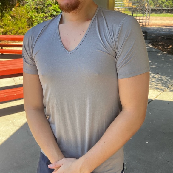 UNIQLO MEN AIRISM COMFORT UNLIMITED LIGHTWEIGHT STRETCHY UNDER SHIRT T UNDERWEAR - Picture 15 of 16